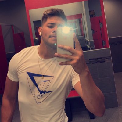 Carlos__232's tweet photo. #NewProfilePic https://t.co/2U7gggnoN5