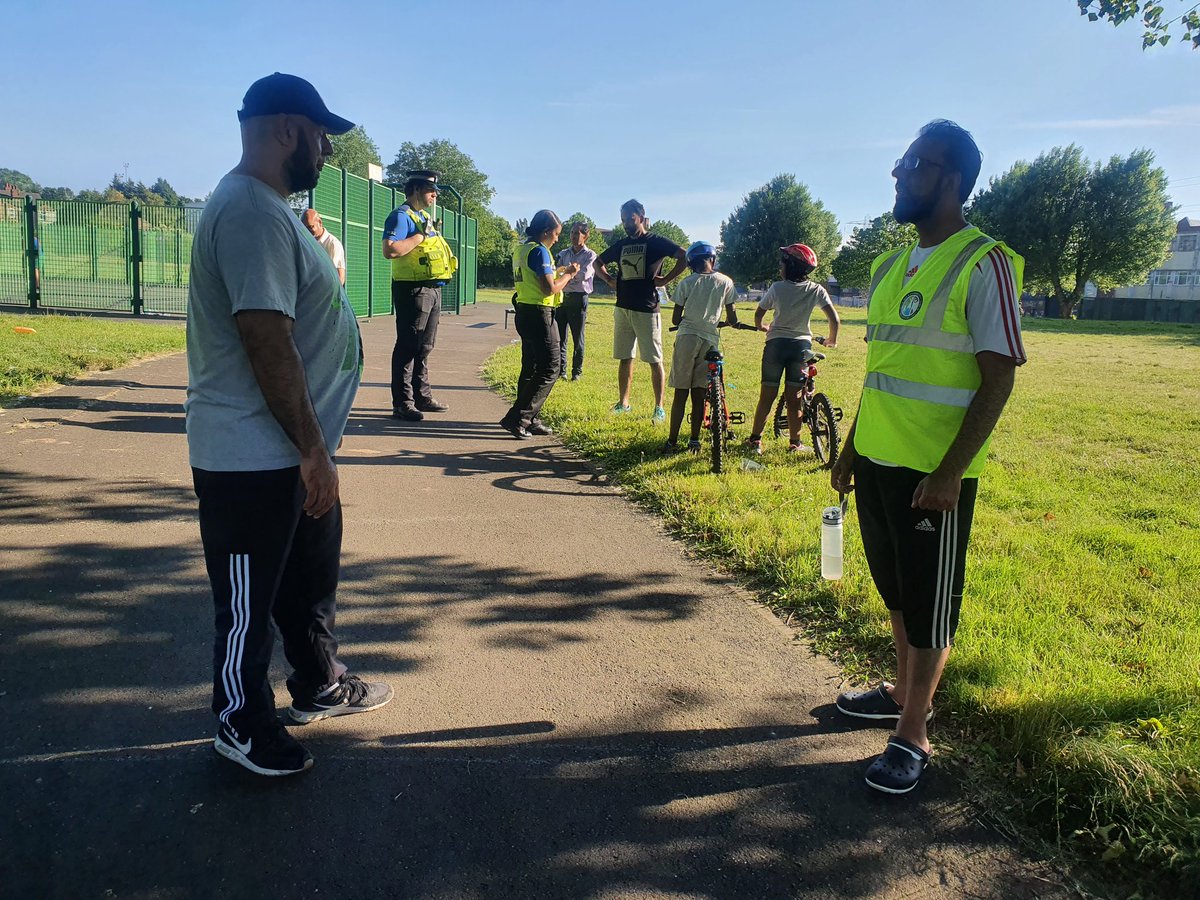 AlumRockCF's tweet image. Thank you to our local pcso's from @WashwoodWMP for joining us this evening in #Adderley #park in #AlumRock to #Engage and highlight issues within the community. The community showed great appreciation also signing upto #WmNow , great result, more to come in future