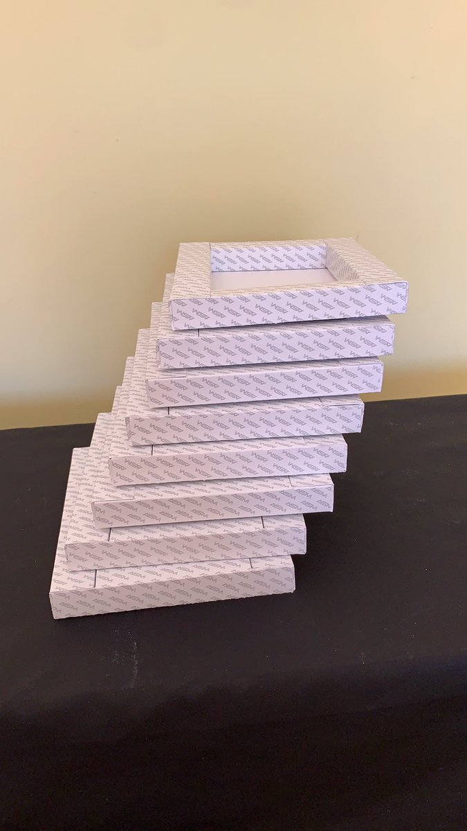 Dalekamistoso's tweet photo. Assembler me ha enviado algunas fotos de muestras que está ultimando para el boxart de su #GnG para #MSX antes de empezar la producción.

Creo que ha subido alguna de ellas pero aquí un par más como anticipo (son pruebas, la calidad final es mejor)

Y #MSXCalamar me ha dicho .... https://t.co/yzaS68BCsz