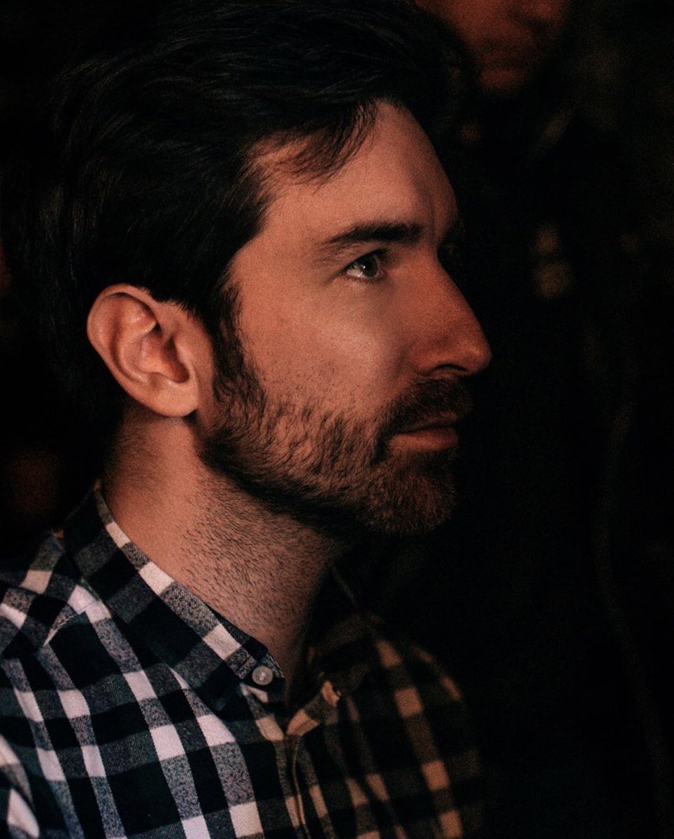 DavidVelduque's tweet image. No sabéis lo guay que es daros esta noticia. ‘Estigma’ es el proyecto más importante de mi vida y se estrena @Filmin este domingo 28 de Junio con motivo del #Orgullo2020

Gracias @apoyopositivo y sobre todo a @marcolaborda &amp;amp; @Hanahoria por ser los mejores compañeros de viaje.