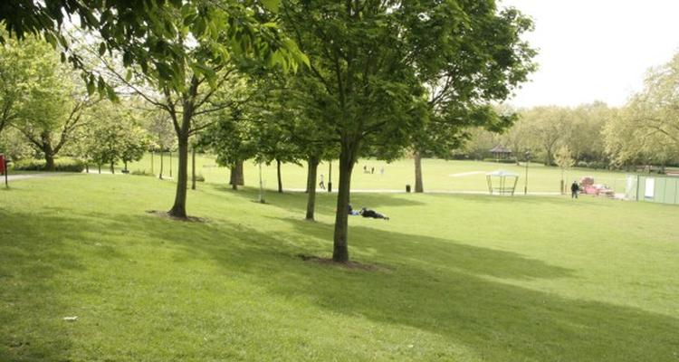 Paddington Rec, London:Very boring. Flat, and not very big. Just people playing football. I'll pass.