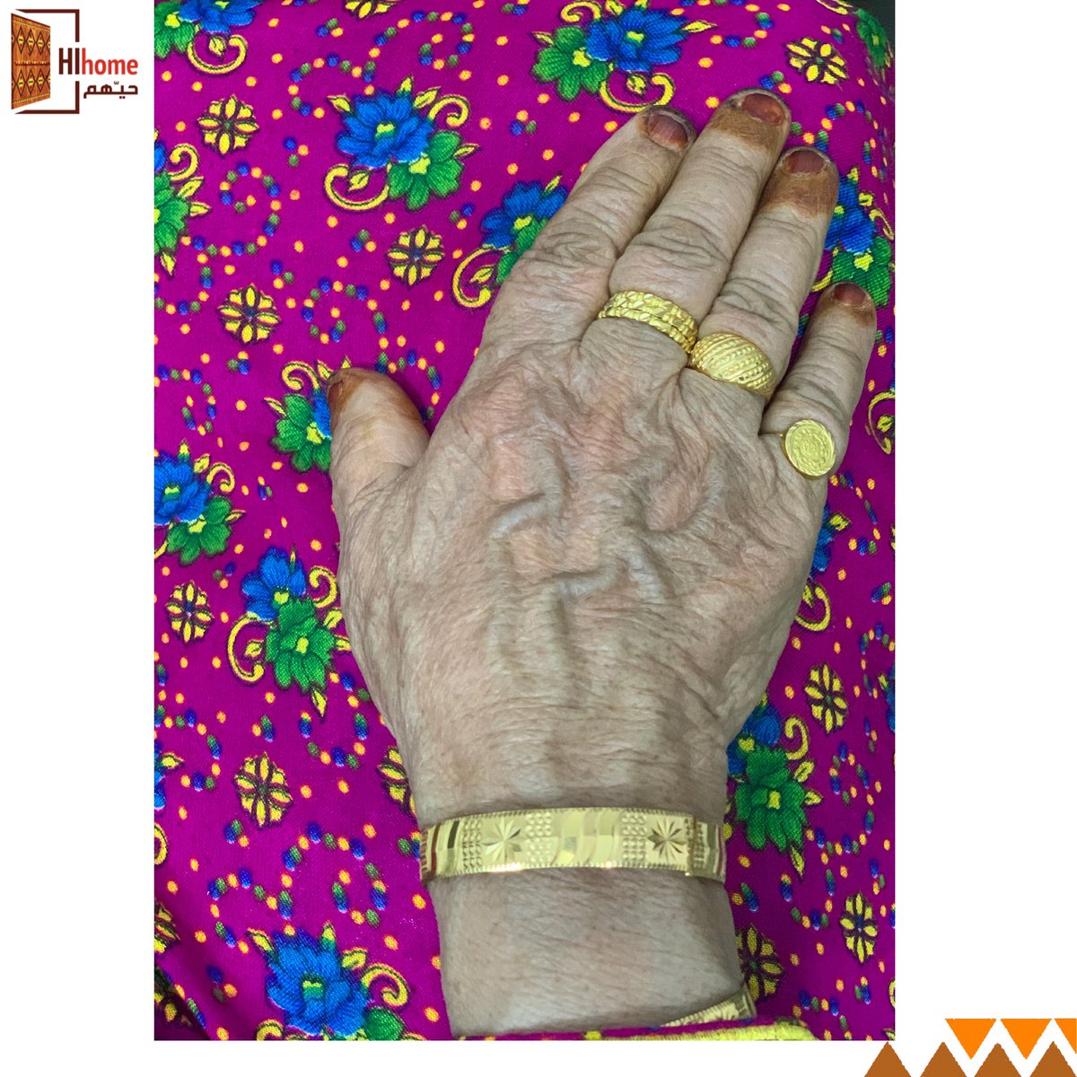 Hihome_sa's tweet photo. ساعة تقضيها في شرب القهوة العربية مع جدة سعودية هي ساعة مباركة ❤️
Arabic coffee has a great taste especially if it is with a #Saudi grandmother..we call it
a blessed time
#حيّهم #hihome https://t.co/Jpw5jLiXgz