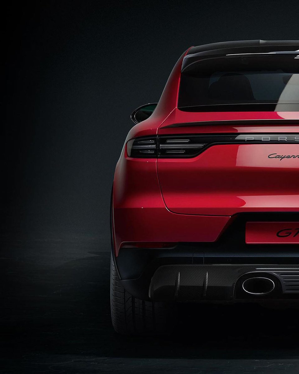 Porsche Saudi Arabia tweet media