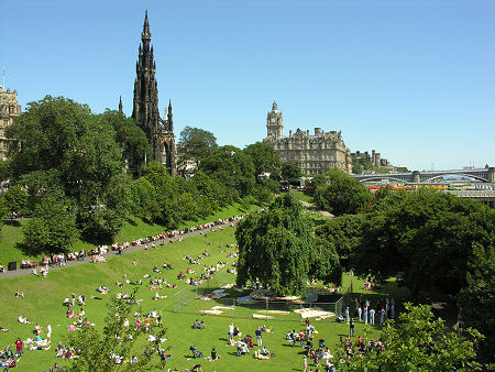 Princes Street Gardens, Edinburgh:I have to say this isn't my favourite. The views are amazing but the park is sort of awkwardly sandwiched between the castle and and the New Town. Doesn't really feel very escapist whatsoever.