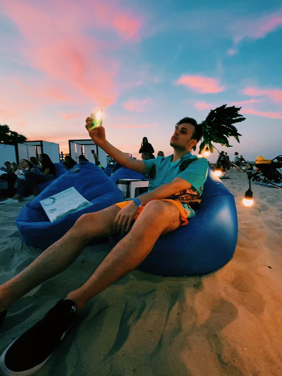 nvzem11's tweet photo. 🏖 https://t.co/SzYRWkCfRE