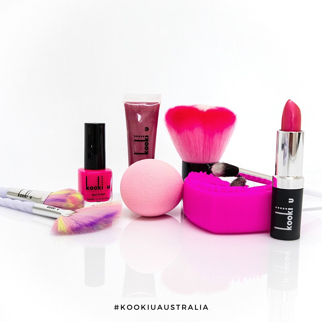 Kookiuaustralia's tweet image. Just some basics from our range.

#getthebasics #accessories #makeupkit #australianmade  #crueltyfree  #cosmetics #kidscosmetics #kookiu #kookiuaustralia  #mineralmakeup #cosmeticshop #natural #naturalbeauty #naturalmakeup #naturalproducts  #naturalkids #teen #tween