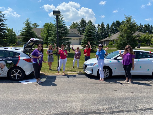 Oasis_Milwaukee's tweet photo. #FBF participating in an awesome social distance parade last week for #thelongestday by visiting seniors at Meadowmere Northshore Assisted Living, Newcastle Place, and Wright House Senior Living. Thank you Home Helpers Home Care for coordinating! #oasismilwaukee #senioradvisors https://t.co/X1F0Jn4CDh