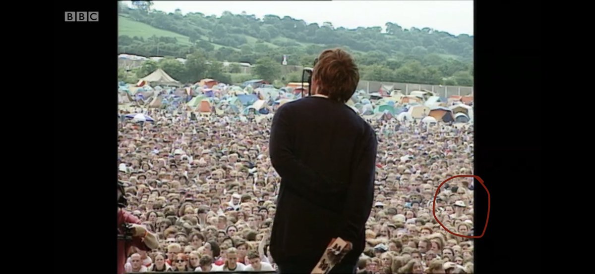 I’ve circled myself for you Stephen Merchant/Oasis completists