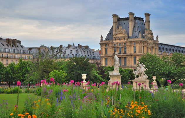 Jardin de Tuileries, Paris:In an unbeatable location, but a bit too manicured for my tastes. Fabulous flower beds, but not enough long grass to just relax in. Has its pros and cons.