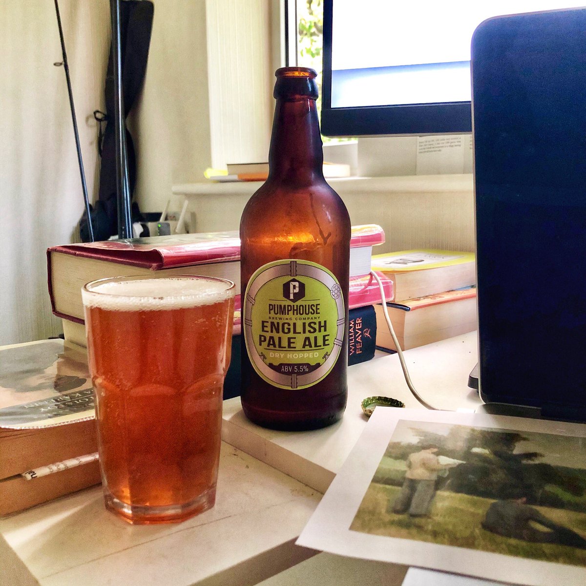beyondmycamera's tweet photo. @timcore Not me. Settled in for the night with my @PumphouseBrewCo https://t.co/ruZuHXHvIY