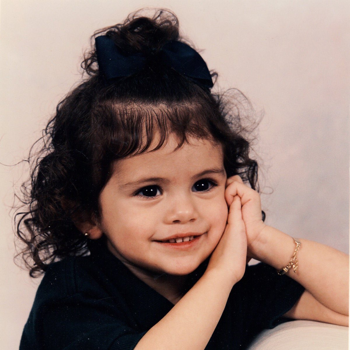 iamannaiise's tweet photo. Had to do this one for my good sis @kayIeemusic #StepBackInTimeChallenge https://t.co/aat9ZLGEpP