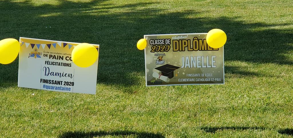 JPGagnier's tweet photo. Félicitations à Damien (12e année) @ESCPainCourt  et Janelle (8e année) @EECStPaul @yvesmainville @CscProvidence https://t.co/2nKqWmFtyK