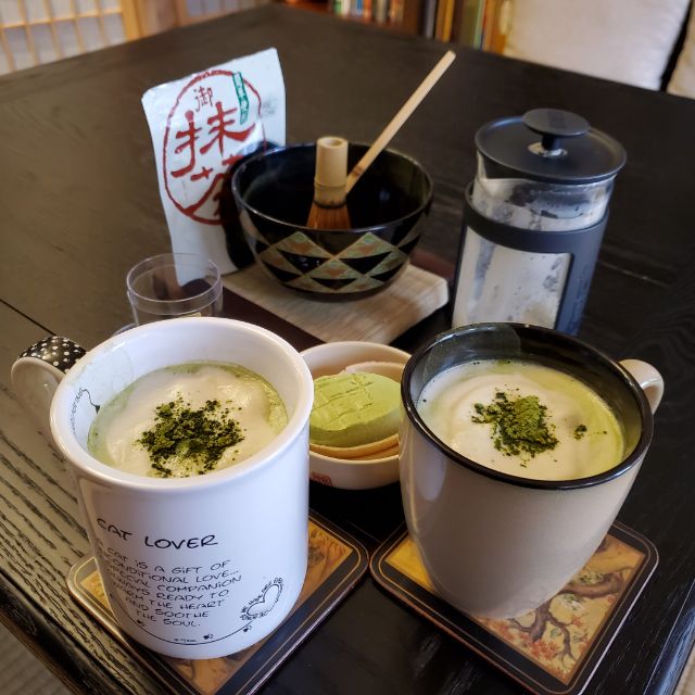 Daily tea timeMatcha latteA green tea latte. This was mostly for my spouse since she loves this but I don't typically go for lattes, and prefer straight matcha. But, I wanted to try and make this as good as possible by hand.