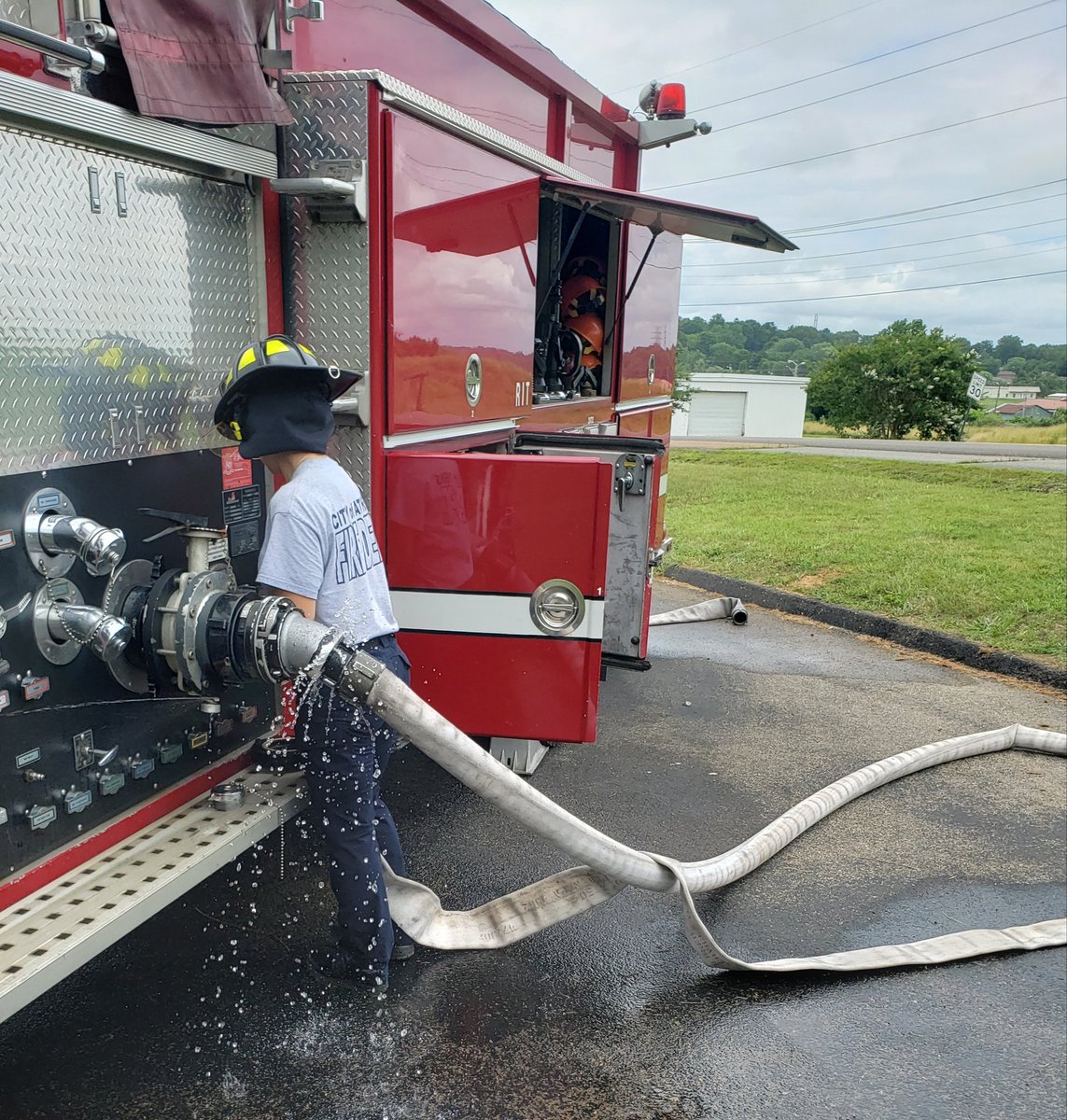 CityofAthensFD's tweet photo. Engine Co. 11 getting some hydrant hookup training in today! Pictured below is our one and only Firefighter Grueber learning the ropes! Keep up the good work FF. Grueber! https://t.co/5DlGUmP9uU