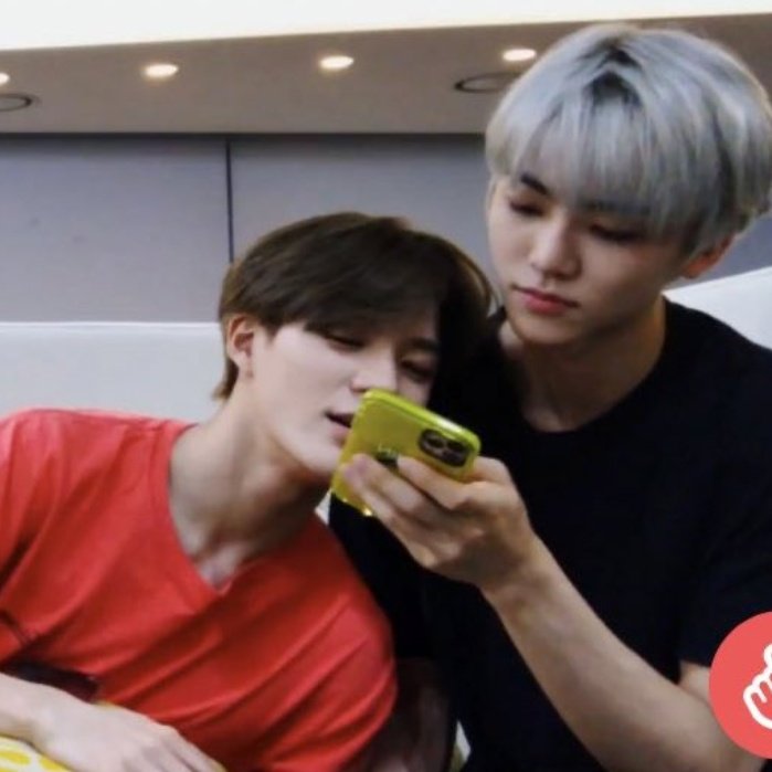 a thread of some clingy jeno bc i miss him