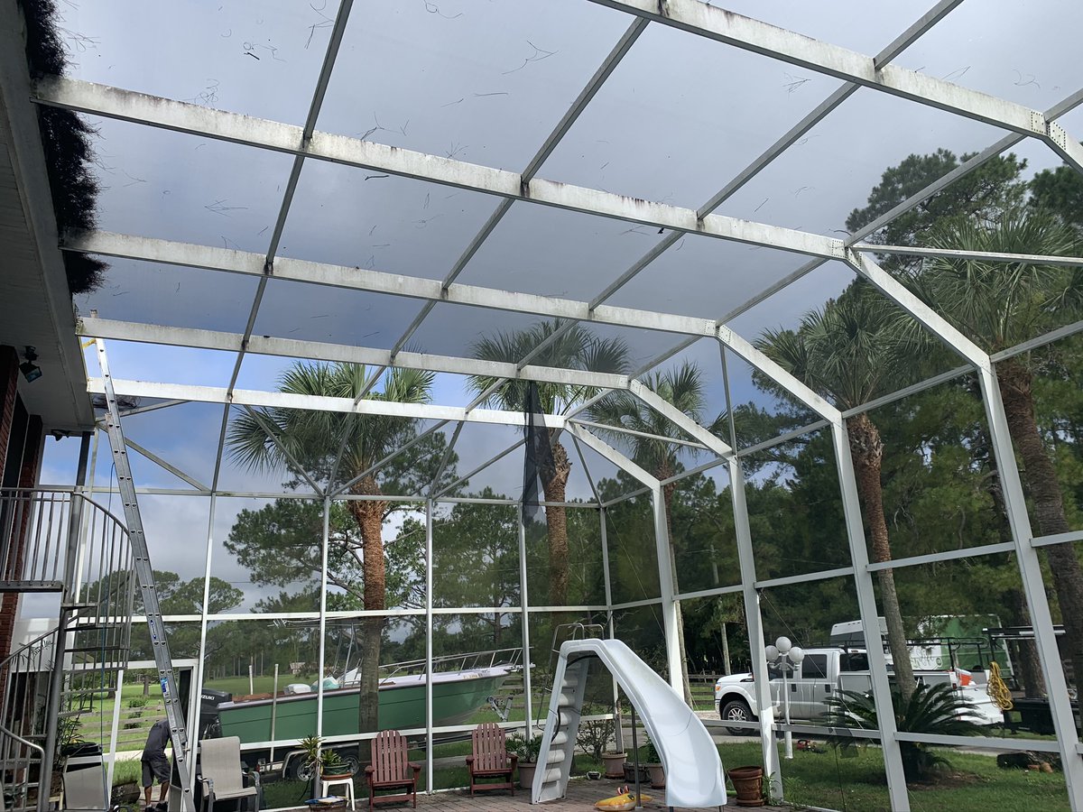 AffordableImpr1's tweet photo. #wedidthat #rescreen #poolenclosures #wedogutterstoo #ifyouneeditwecandoit #aiujax https://t.co/jQl0HS2XNN