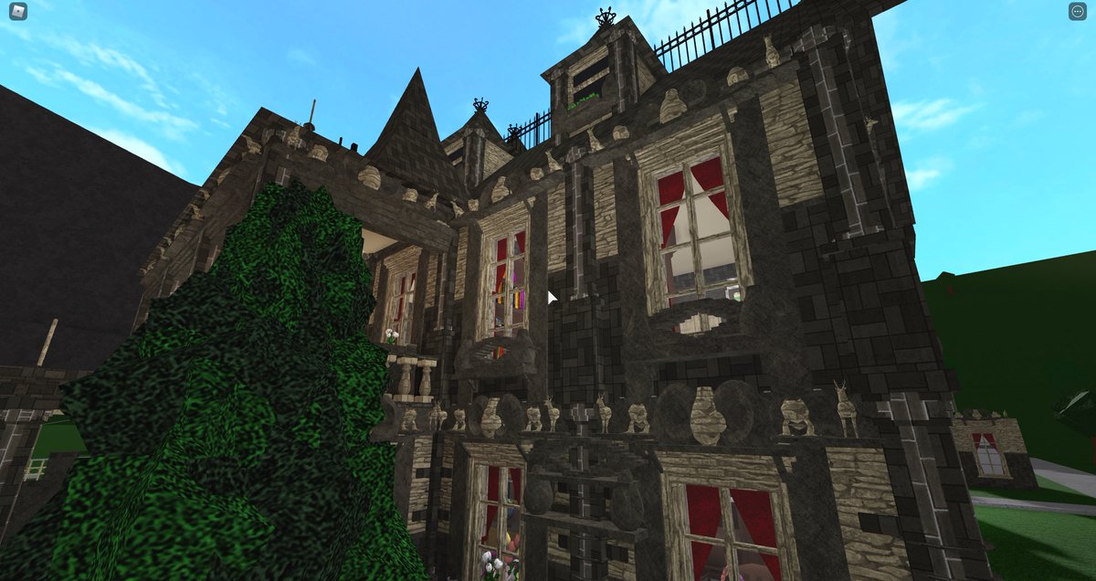 ShuBuilds's tweet photo. Gothic Shu Manor, is live!
My situation is sadly not getting any better. It is not as detailed as I had hoped, but I hope you guys still like it!
This is the long awaited house of the Wall Design tutorial.

https://t.co/uzlf94IrNw

@BloxburgNews @BasicallyBlxbrg @Bloxburg_Times https://t.co/k5neARH53Q