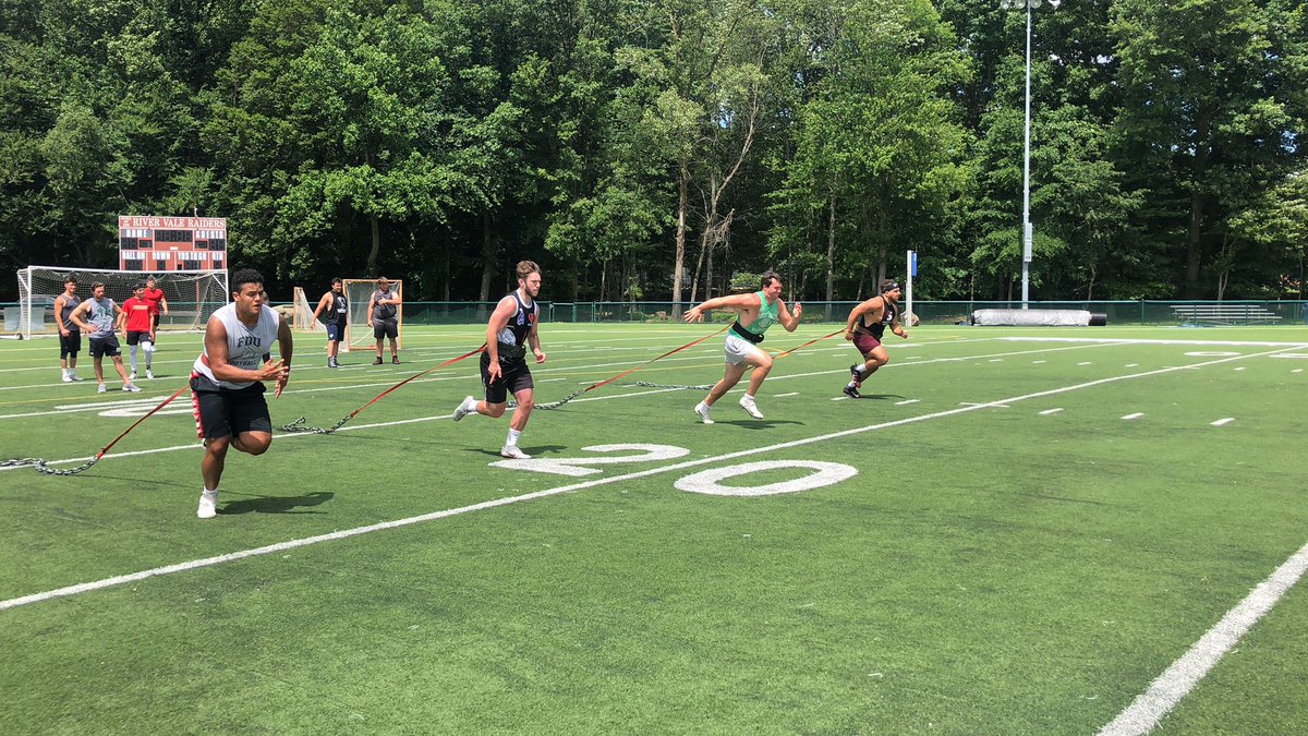 debadJuJu's tweet photo. Adapt. Overcome. Train harder. 😈 https://t.co/ZvXxo3AioX