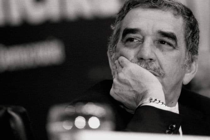 'Y si un día no tienes ganas de hablar con nadie, llámame, estaremos en silencio”. -- Gabriel García Márquez. Colombia, 1927 - 2014. Premio Nobel de Literatura 1982.