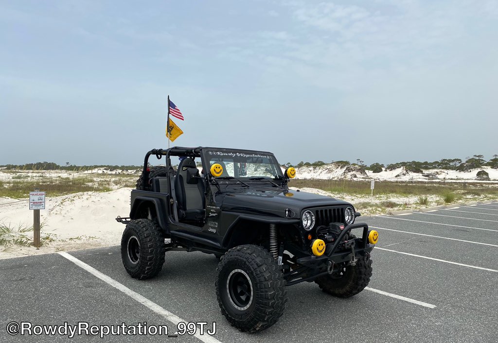 RowdyRep_99TJ's tweet photo. Posted up at Saint George Island State Park. #SelfSponsored @IntercoTire @kchilites @GatorWaders @AudioTrail https://t.co/FHbapBpCrm