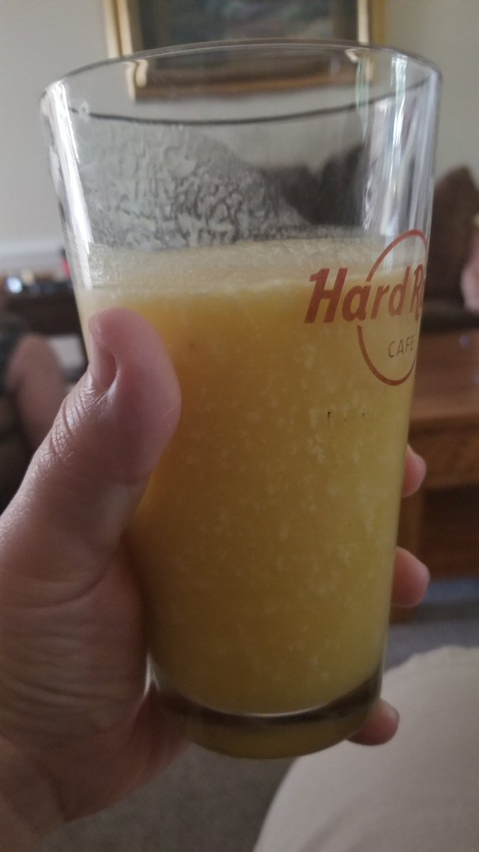 Rickshade3's tweet image. Pina Coolada time!!! 🍹🏝. Trying to cool down and get ready for the stream tonight!! #TeamDocMiaz #TeamEngine 😎. Grab a drink and come on over to the Shady side!