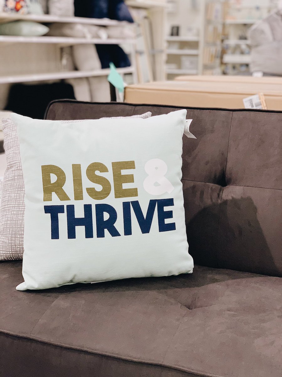 aprovencalvm's tweet photo. #BTC season has officially arrived at #T2530! 📚✏️ Come stock up on our affordable dorm decor and essentials for any college student this fall! #worksomewhereyoulove #TargetStyle https://t.co/QoGqqwKEb3