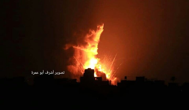 malak_quds's tweet photo. O Lord, save #Gaza, its women, children and old people from the Israeli bombing.
#GazaUnderAttack https://t.co/969BcQNbfM