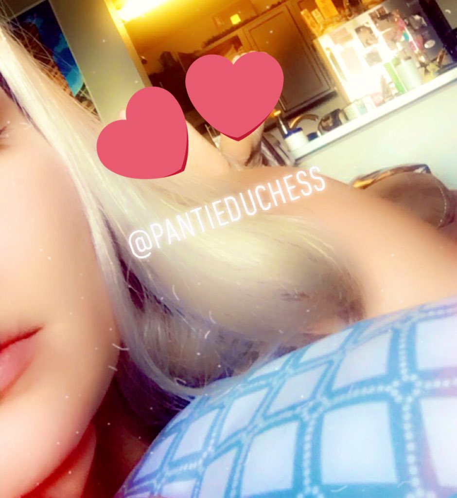 PantieDuchess's tweet photo. That being said,
Iโm back #sissy bitches
approach with minimum #tribute
Iโm going to be on an 17 hour road trip.. Donโt let Me get bored.๐
#Findom #FinD #FindomDenver #Dominatrix #DenverDominatrix #Goddess #BrattyDomme #findommebrat #finsub #paypig @rt_dumb @touchRTP @rtfindom https://t.co/SnU3Otblvo
