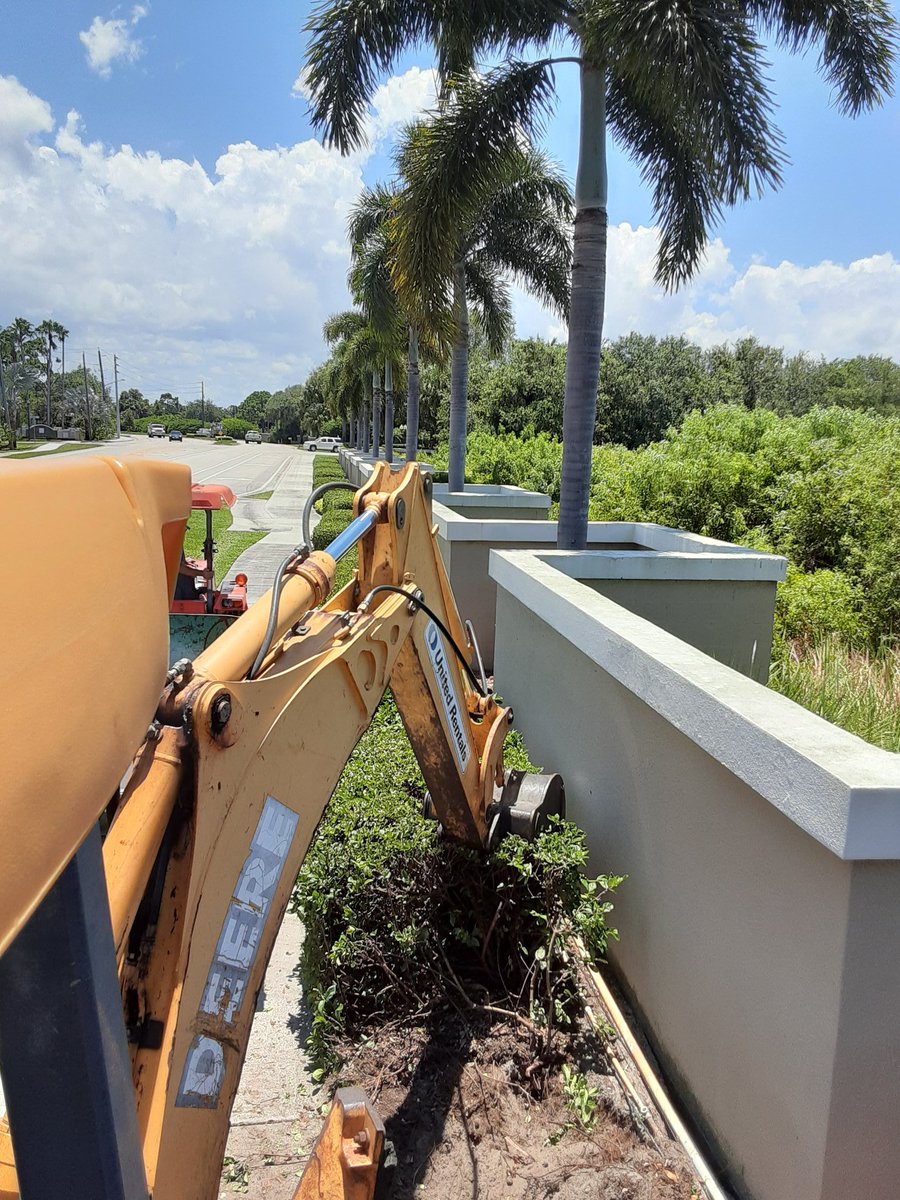 c_tingen's tweet photo. When "Sure I don't mind ripping out the old hedges" turns into also installing the new. Reminds me of what @USNavy really stands for. #SemperFi #Marinehumor https://t.co/DKFjDPQmZ0