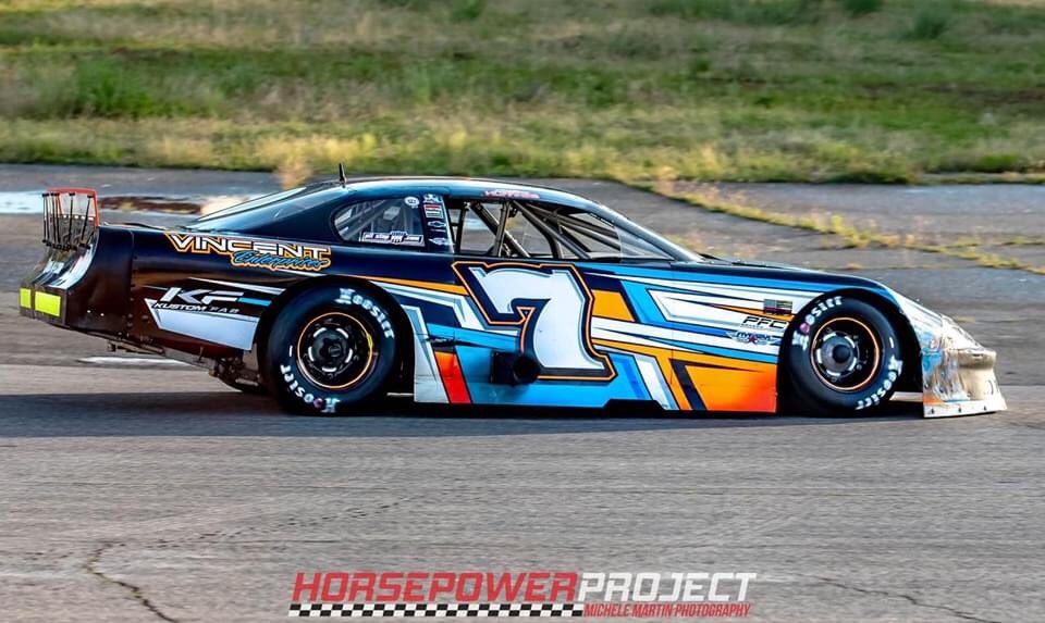 DillonHuffines's tweet photo. Last weekend we took the cars to Stateline Speedway and I qualified 9th out of 25th and came home 5th out of 25. It was a really solid night! https://t.co/ABTg9b9jAA