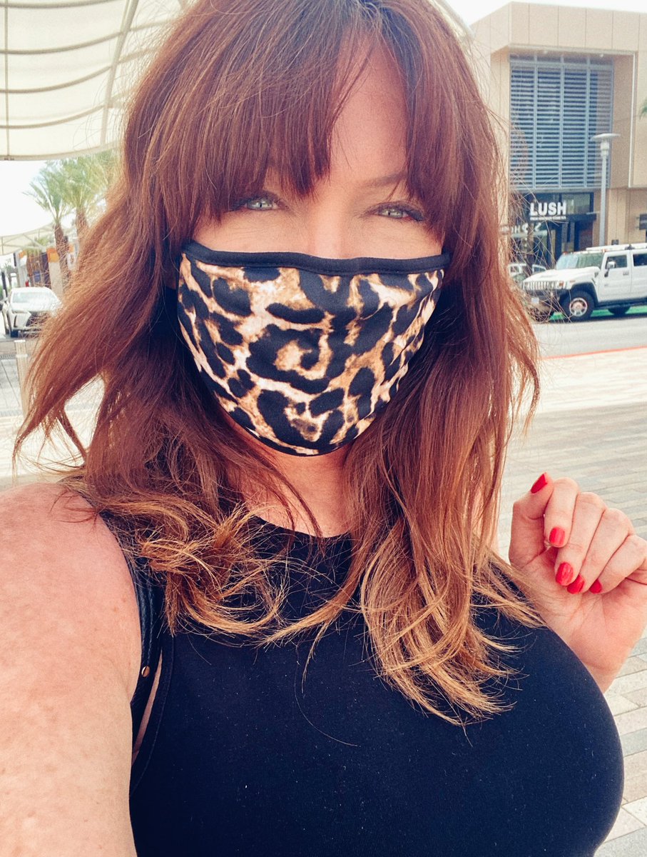 HauteShotsVegas's tweet photo. Errand running. #masqd #downtownsummerlin https://t.co/SDSWpTWR2u