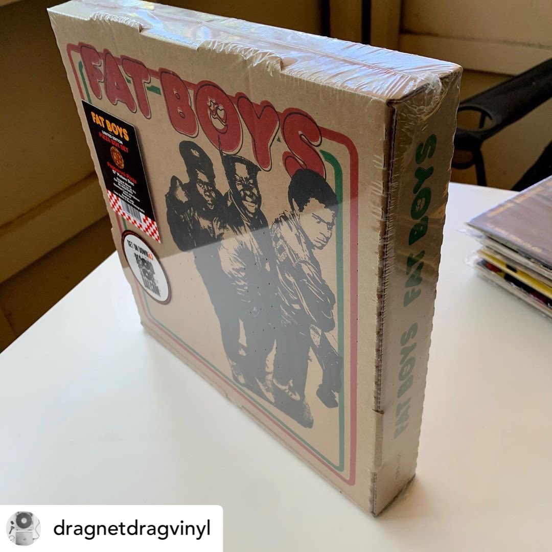 rushtodanger's tweet photo. Preview of the MANY records I will post on eBay (dragnetdrag) this evening. 

If you see something you like, dm me. Also follow @Dragnetdragvinyl on Insta. #thesmiths #revelationrecords #oldschool #hiphop #dj #vinylcollector #vinylcollection #vinylcommunity #recordcollection https://t.co/PEAZ5tk0Hg