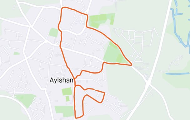 Super warm evening dip @ #overstand #Northnorfolk beach followed by a very hot hot hot run around Aylsham block #RunTimeIsFuntime #RWRUNSTREAK 34/41