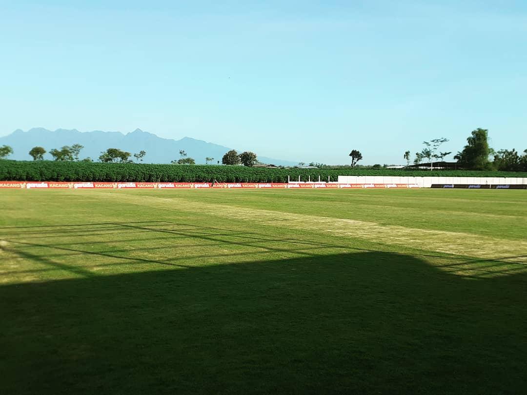Repprocoach's tweet photo. SafinPatiFA Home of Football Camp and Football Academy https://t.co/Uxb19G7T67