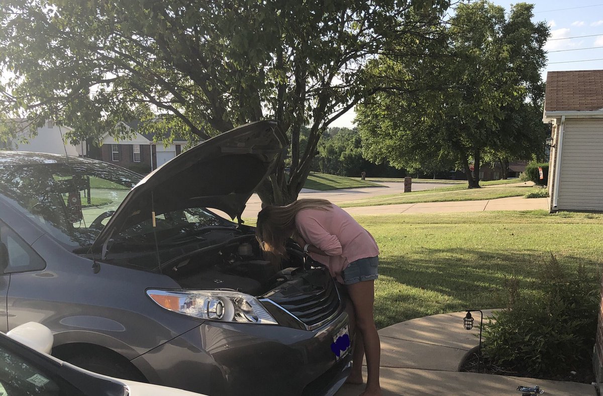 RTRSTL80's tweet photo. Because my wife is more bad ass than yours. #headlightrepair https://t.co/8EJKlFY5wP