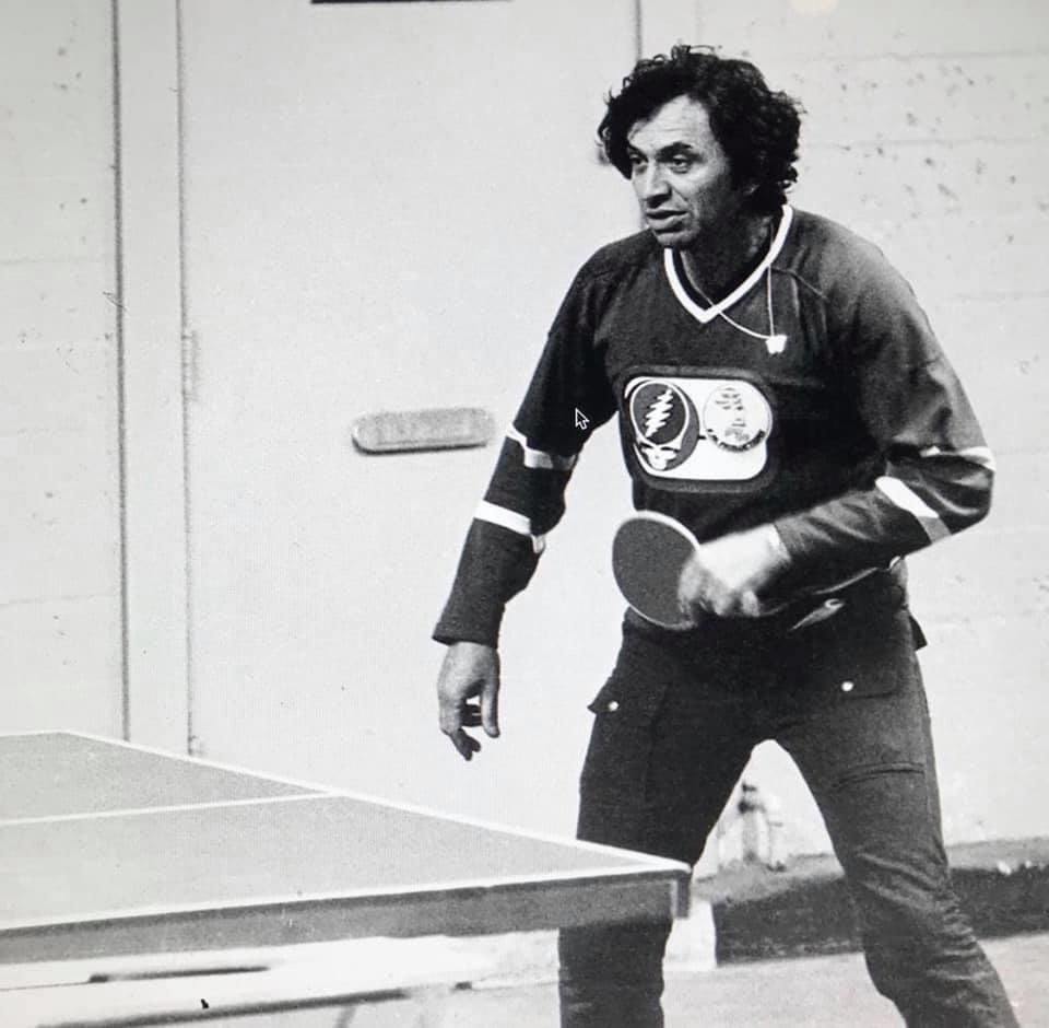 GratefulDeadHub's tweet photo. 12/31/72 Winterland (Photo Pull @Jasonep77) πΈRoberto Rabanne. #BillGraham #UncleBoBo @GratefulDead #GratefulDead #UnclePingpong https://t.co/QsEvTDI4ZW