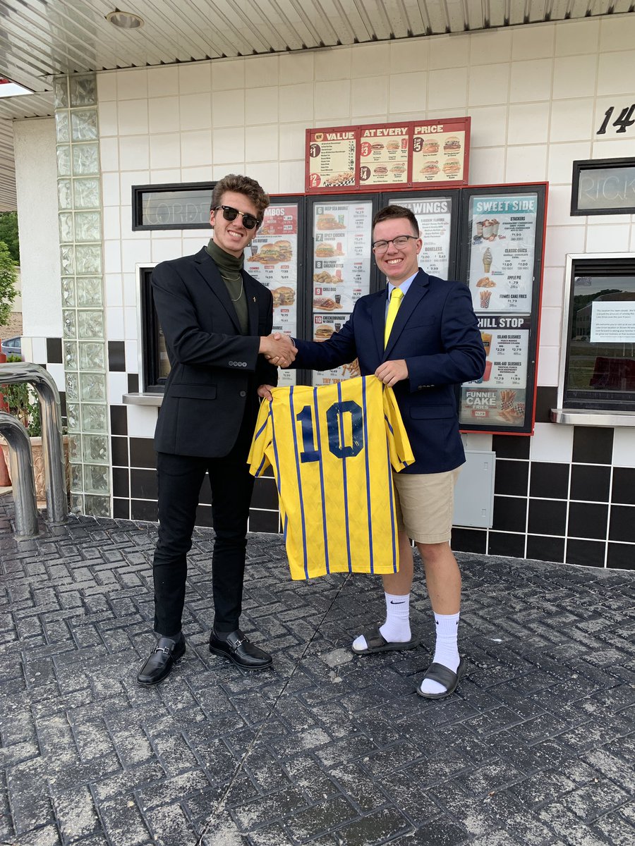 JvbNorth's tweet photo. We are delighted to announce the extension of the contracts of @DalanSchram and @NapoleanBC! Manager Gilmour on these signings: “Our wings are in very good hands going forward as a club. We are over the moon on their decision to continue their careers with JVB North United.” https://t.co/9wfJa6gX67