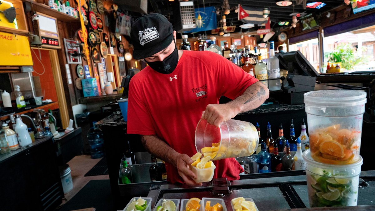 Gizmodo's tweet photo. Stop going to bars https://t.co/2nPKGNb0an https://t.co/4p99MLkTRX