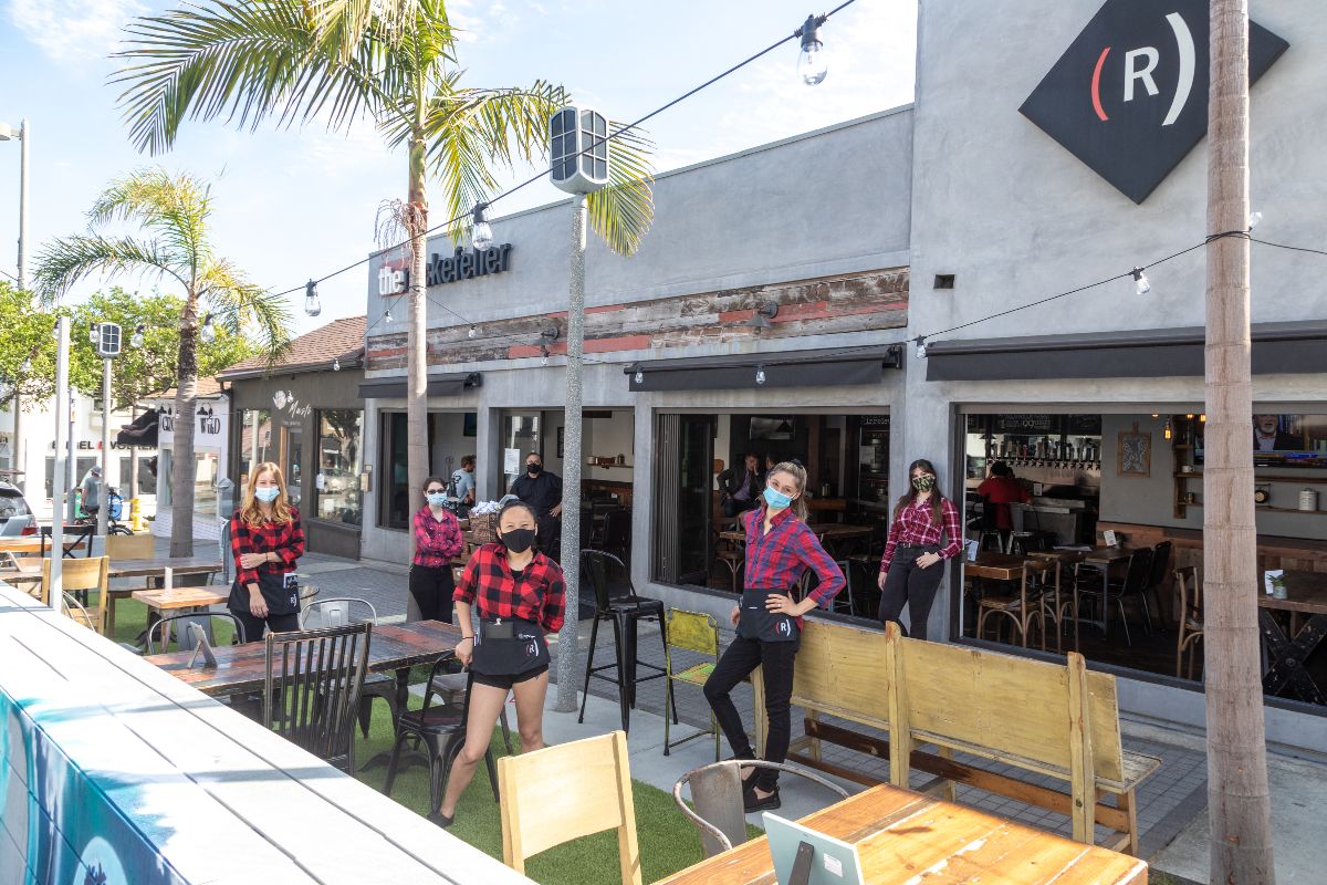 New Parklet Program in DTMB Offers Outdoor Dining

June 26, 2020

southbaybyjackie.com/new-parklet-pr…