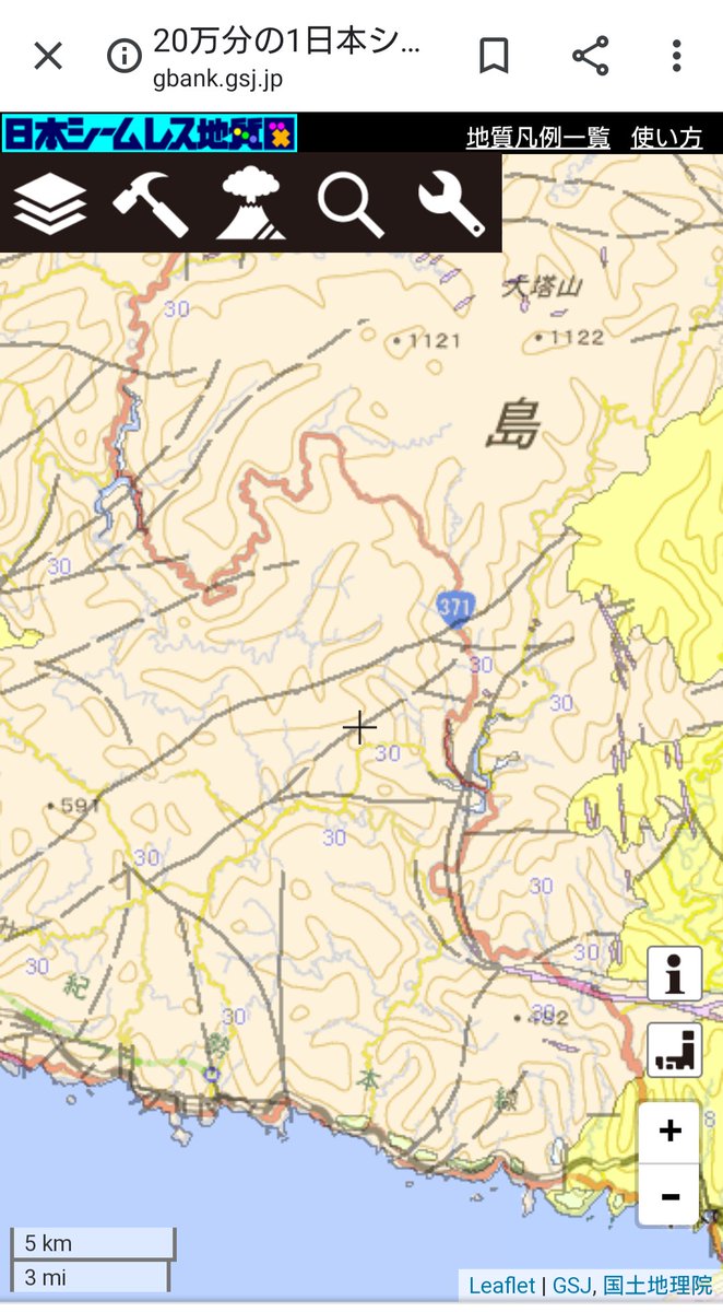 Twitter पर かんない 紀伊半島で直径40kmの半円形で地面がマグマ溜まりに陥没 マグマと火山灰が堆積 割れ目に火砕岩 ガラス質の火山岩 が貫入 マグマから巨大花崗岩 まだ熱い 浮力で上昇 火砕岩も 周りの侵食が進み硬い火砕岩は残る ピンク 火砕岩 オレンジ