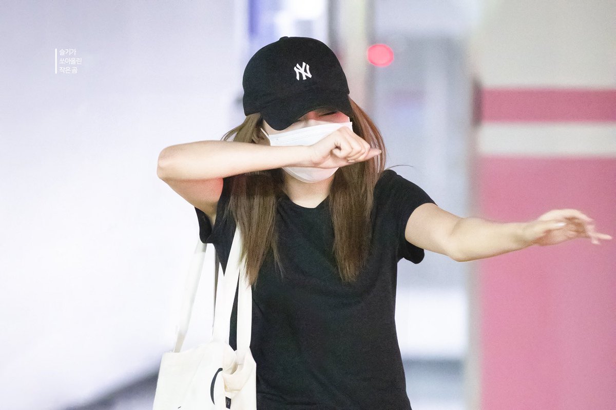 SEULGI THAILAND tweet media
