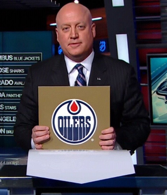 I wonder if Lafreniere will play with McDavid or with Draisaitl? 
#Oilers #NHLDraftLottery