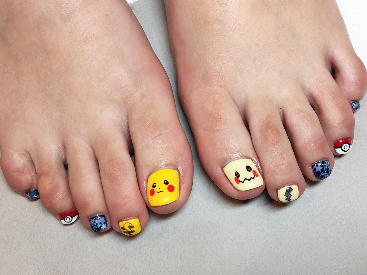 Tokio Nail Twitter પર Tokionail 新宿御苑前 ネイルサロン キャラネイル 痛ネイル イベントネイル 手書きアート 春ネイル 夏ネイル ペディキュア ミミッキュ ピカチュウ ポケモン Pokemon Pikachu