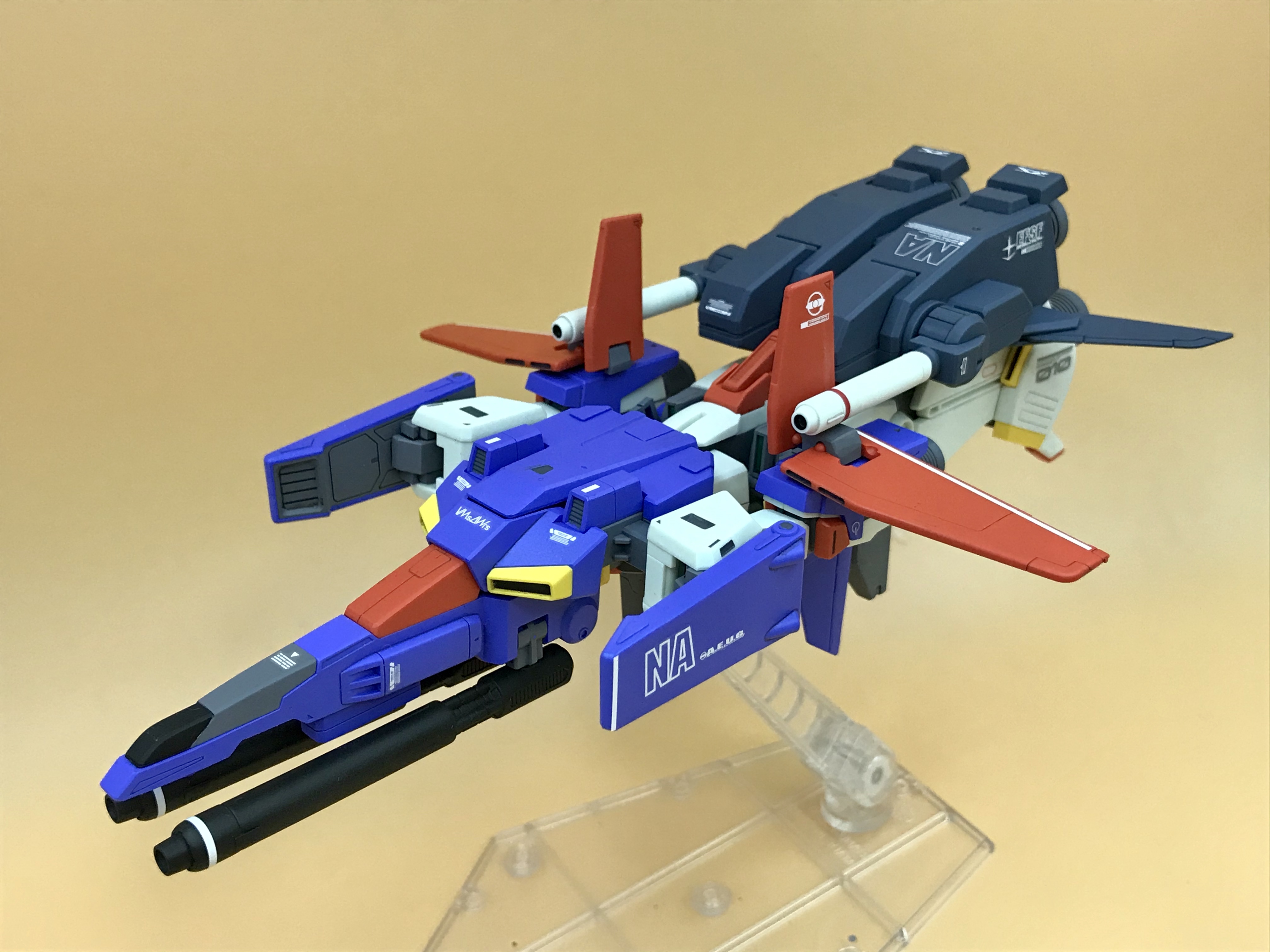おまえ Hguc Zzガンダム 店頭で1500円くらいだったのでフラっと買ってきてフラっと作りました 記憶の中のzzよりぜんぜんカッコイイです Gフォートレスで違和感ないようにマーキングしたかったのですがデカールの在庫が足りなくて 思うように貼れませ