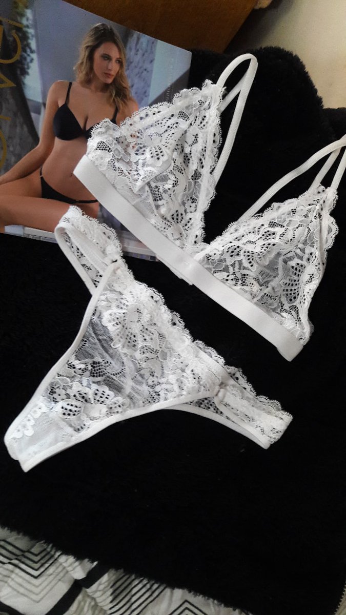 laaralfaro's tweet photo. Buenas estoy vendiendo ropa interior re linda cualquier cosa me escriben y si me ayudan con un rt se los agradecería mucho <3 https://t.co/cE1ufXUIsh