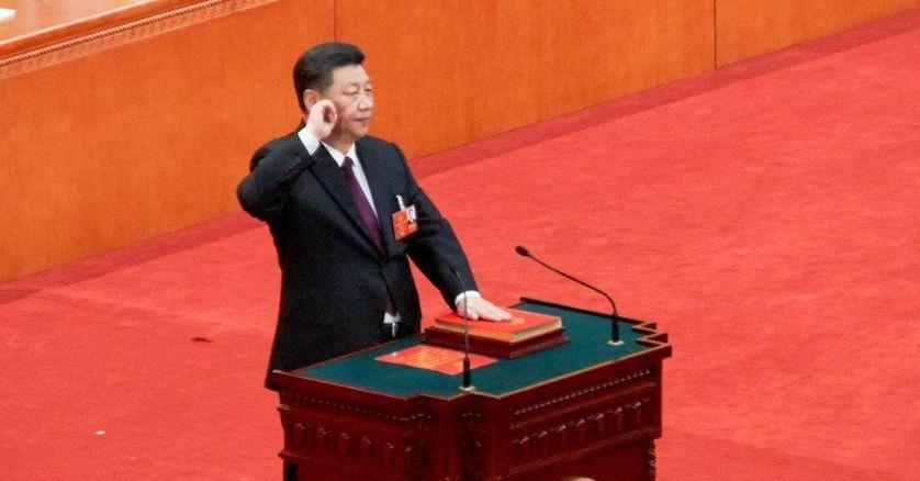 franceculture's tweet photo. Comment la Chine se positionne-t-elle dans le contexte actuel de crise sanitaire et économique mondiale? Le pays est-il en train de tirer son épingle du jeu ou, au contraire, décrédibilise-t-il son image? https://t.co/8WsRrpwM6R https://t.co/U8TiJXxdO5