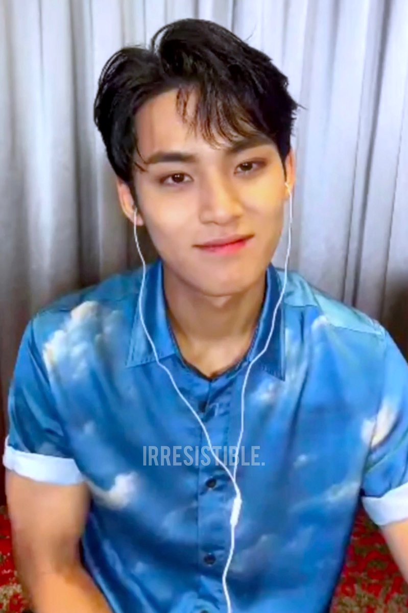 irresistible_MG's tweet photo. 200627 #민규 #세븐틴

아아어엉.. 밍구야 너무보고싶어써🥺🥺 오랜만에 얘기하니까 어색했찌ㅎ 고맙고 다음스케도 호이ㅣ팅💛 https://t.co/ta2YF28itW