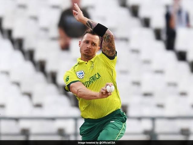  93 Tests, 125 ODIs, 47 T20Is  699 international wickets

Happy birthday to  fast bowler Dale Steyn! 