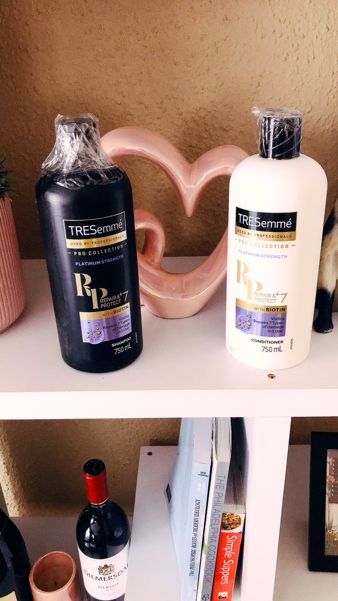 NanaPhoswa's tweet photo. Thank you @rubybox_beauty @TRESemme_SA #rubybox #rubyboxtresemme #TRESemmesa #BeAboutStyle https://t.co/mhJtGXcfL3