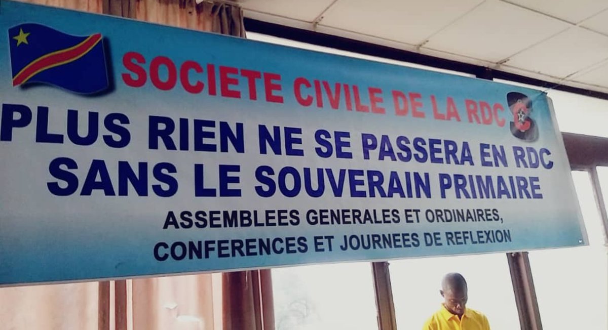 kinshasaweb's tweet photo. 🚶🚶🚶🚶🆘📢#Article64 #URGENT #ALERTE📌 #MajoritePopulaire📌#NonaAubinMinaku📌#ViolationdelaConstitution #RDC #DRC #Article82 #Article151 #Article152 #Article220📌 #NonaAubinMinaku https://t.co/0Zn7ff1u1H https://t.co/DJc6DcM0ND